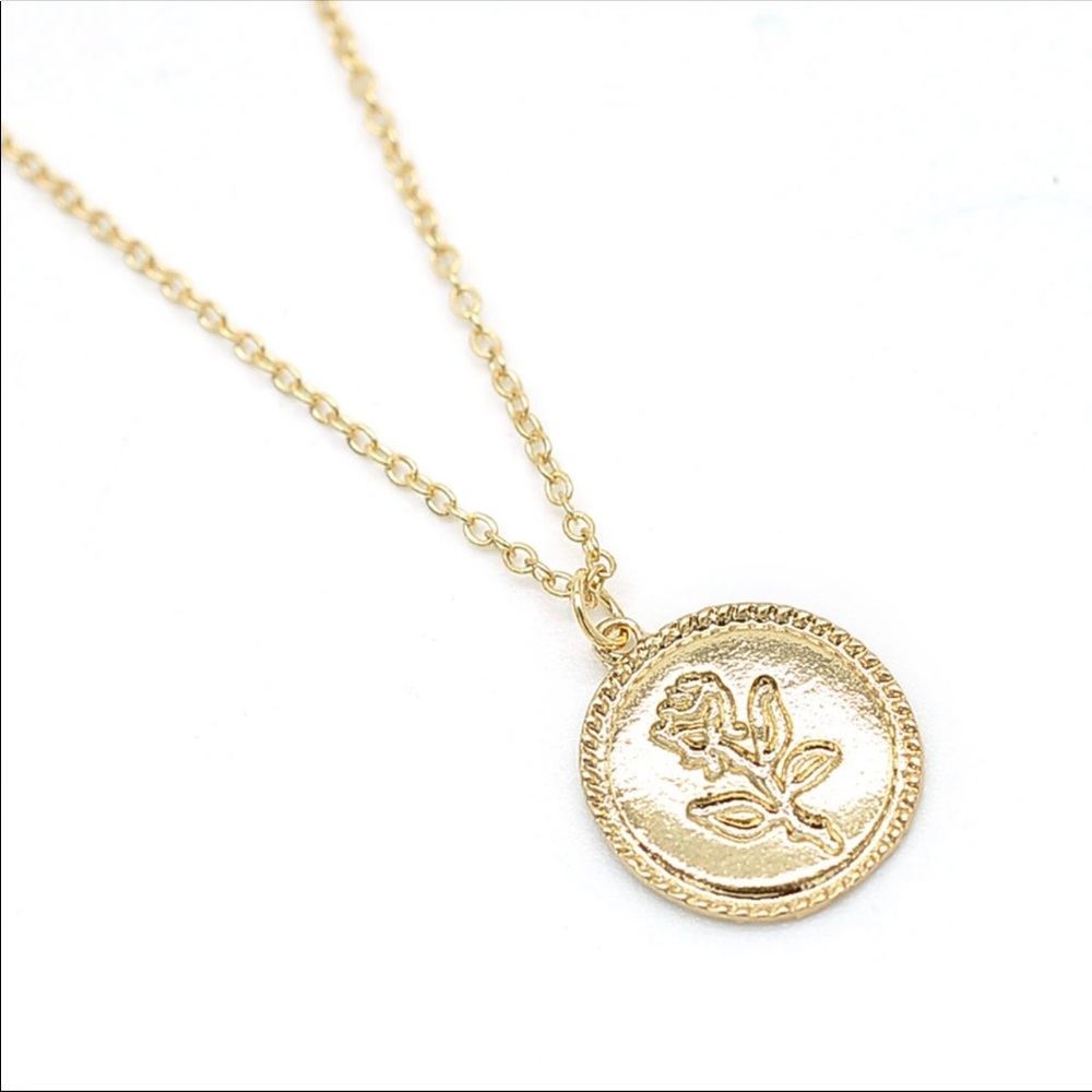 NEW GOLD ROSE PENDANT NECKLACE - Picture 3 of 5